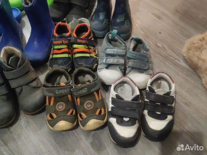 Детская обувь для мальчика с 23 по 25,пакетом