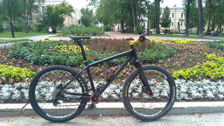 Карбоновый велосипед