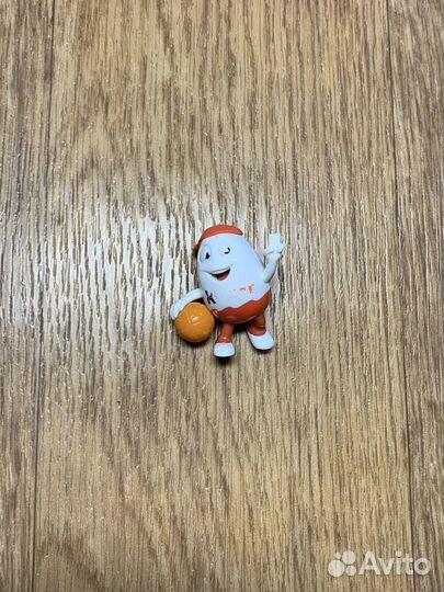 Игрушки из киндера