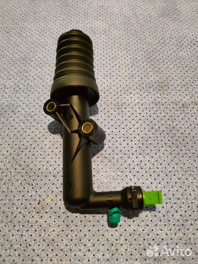 Цилиндр сцепления рабочий