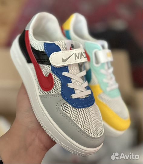 Кроссовочки детские 32,33,35