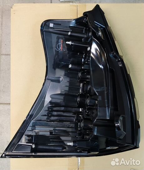 Фонарь задний правый Toyota LC 150 Prado 2018 BE