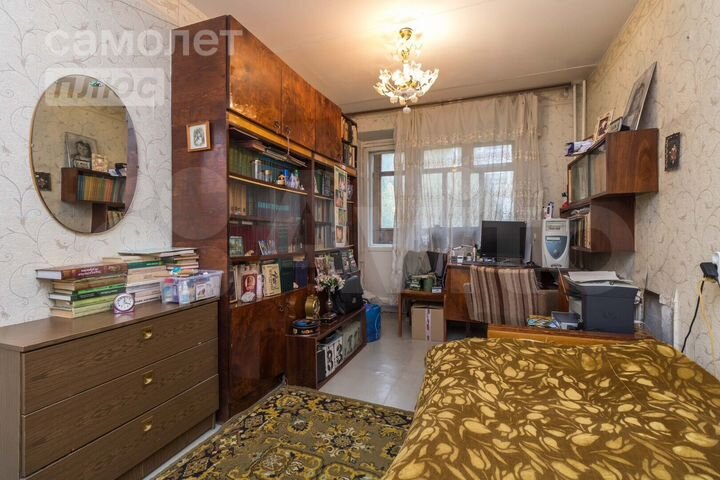 4-к. квартира, 74 м², 4/12 эт.