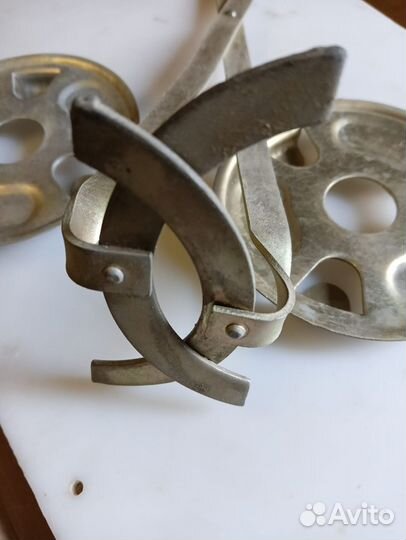 Держатель банок при стерилизации