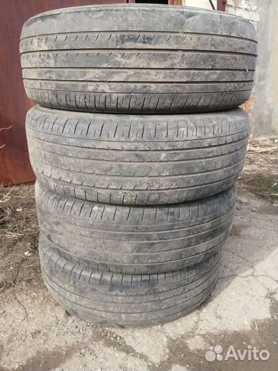 Yokohama BluEarth RV-02 225/65 R17