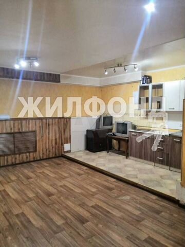 2-к. квартира, 73 м², 1/5 эт.