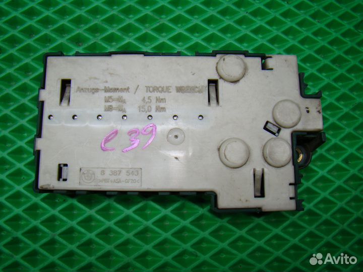 Блок предохранителей BMW 5 E39 бмв 5 е39