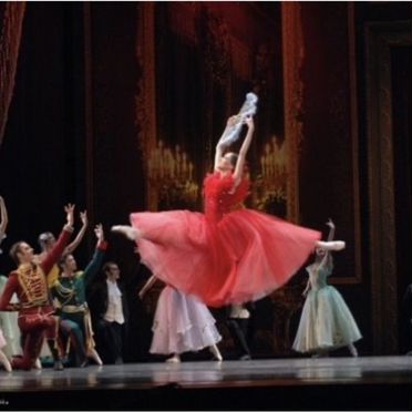 Балет %22Дама с камелиями%22