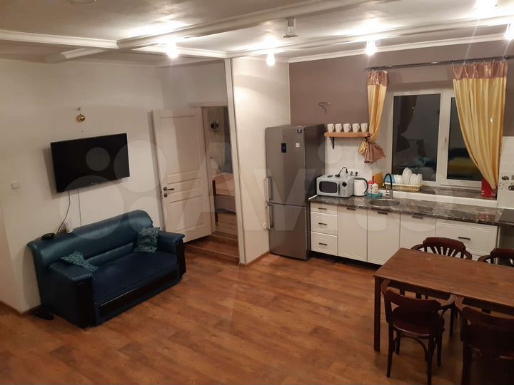 2-к. квартира, 50 м², 2/5 эт.