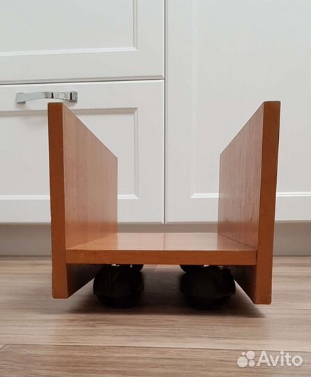 Полка выкатная для системного блока компьютера