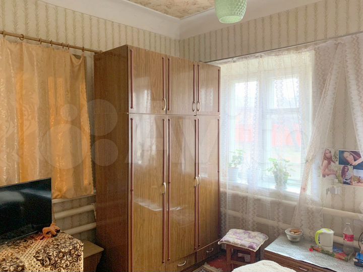 Дом 61 м² на участке 4,4 сот.