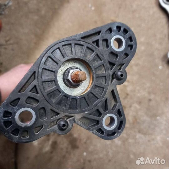 Амортизатор задний Alfa Romeo Giulia 952 2018