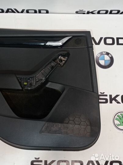 Обшивка двери (карта) задняя левая Skoda Octavia