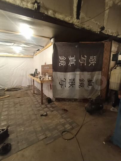 Гараж, > 30 м²