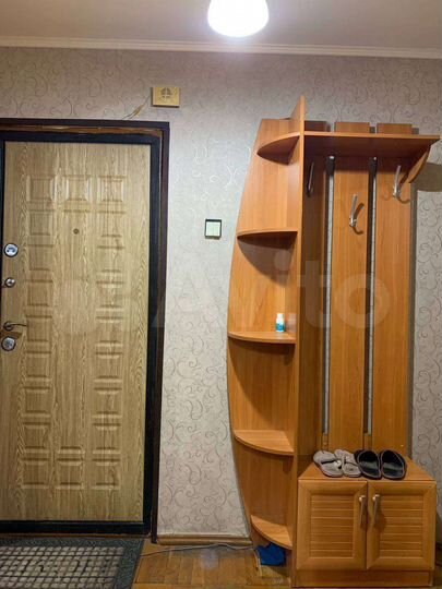 2-к. квартира, 58 м², 4/9 эт.