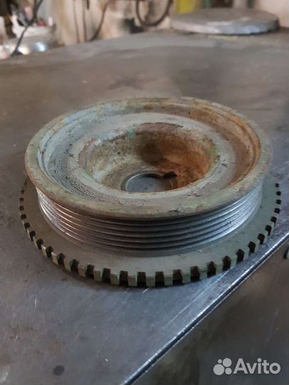 Шкив двигателя