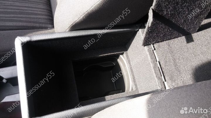 Подлокотник Opel Astra J 2011 - 2015