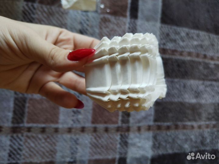 Крафт коробки с окошком и бумажный наполнитель