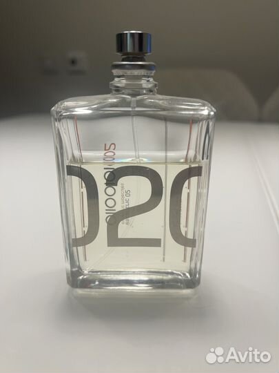 Escentric molecules 02