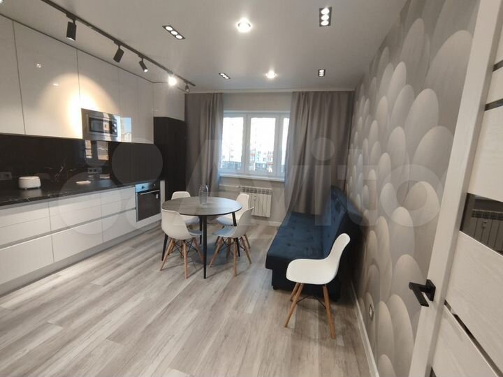 2-к. квартира, 73 м², 4/9 эт.