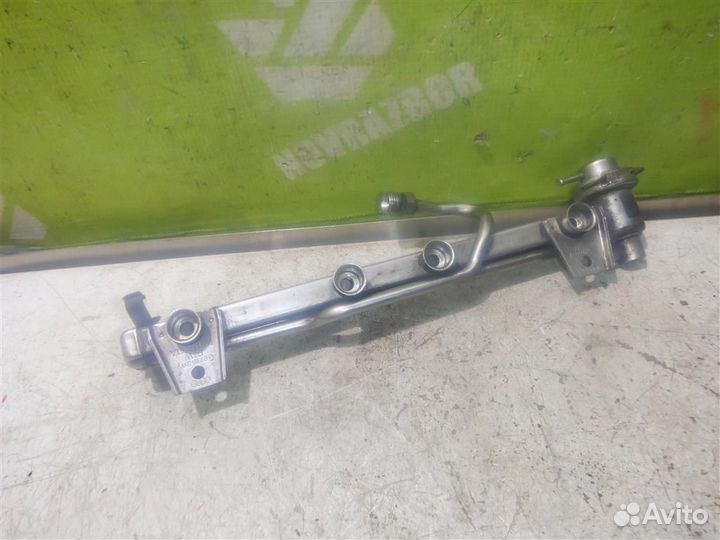 Рейка топливная (рампа) Ауди А4 Б5