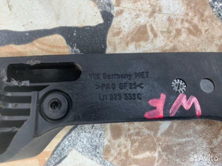 Ручка капота Skoda Fabia хэтчбэк 1.4 BXW 2008