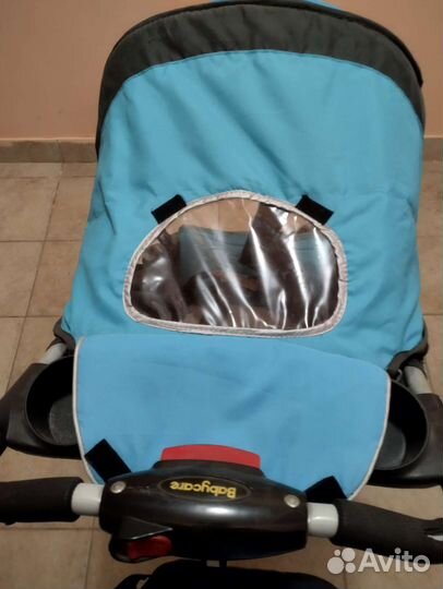 Прогулочная коляска