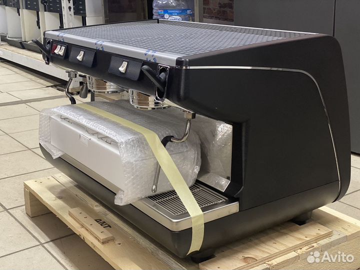 Аренда кофемашины Simonelli Appia Life S