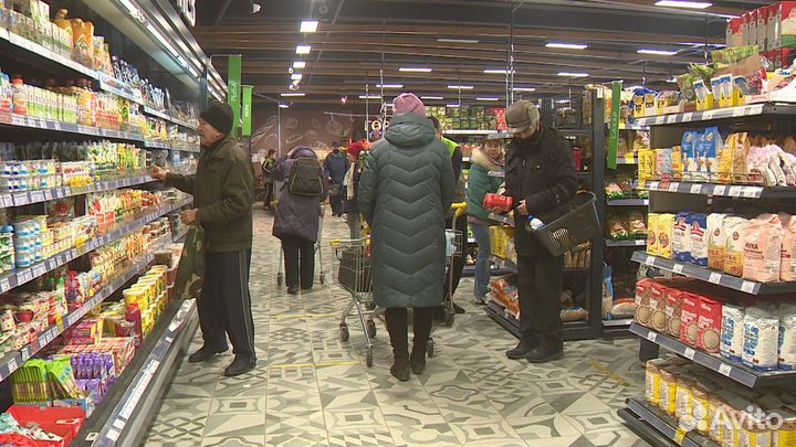 Продается продуктовый магазин в многоэтажном доме