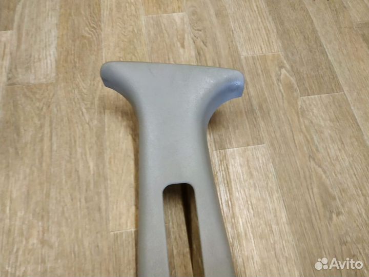 Обшивка центральной стойки крыши левая Primera P11