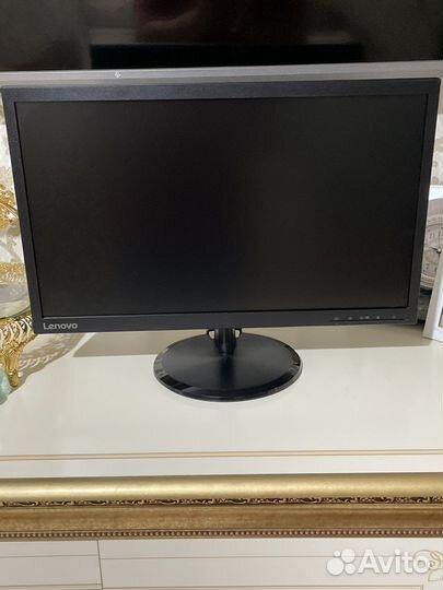 Монитор lenovo 24