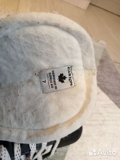 Коньки хоккейные