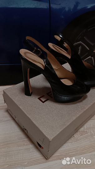 Босоножки женские 35 размер черные