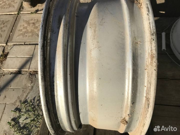 Оригинальный диск на bmw 8jх17