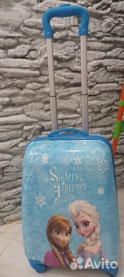 Чемодан на колесах