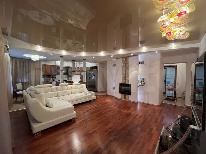 4-к. квартира, 135 м², 4/5 эт.