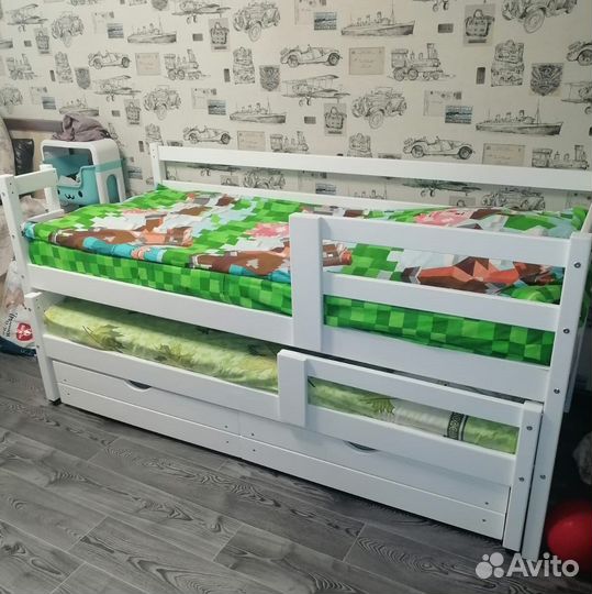 Двухъярусная кровать из сосны