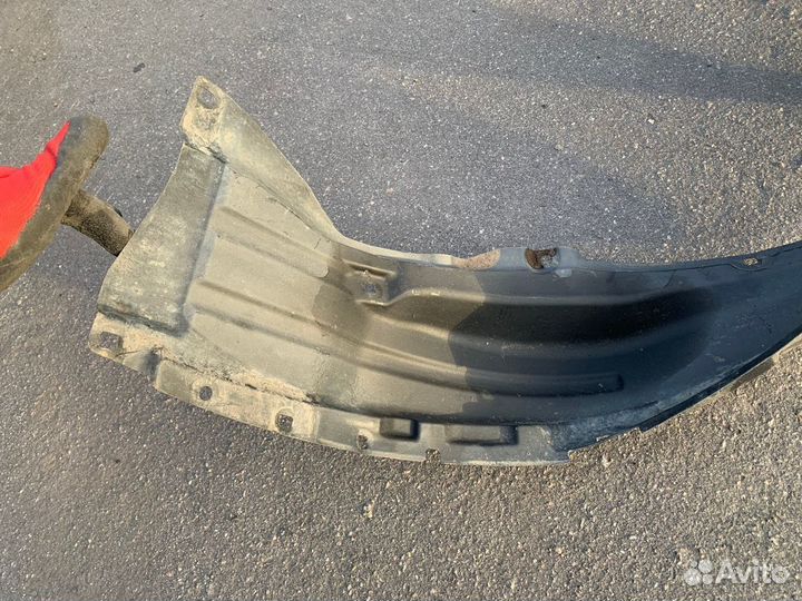 Локер, подкрылок передний левый Prado 150