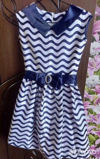 Платье для девочки новое