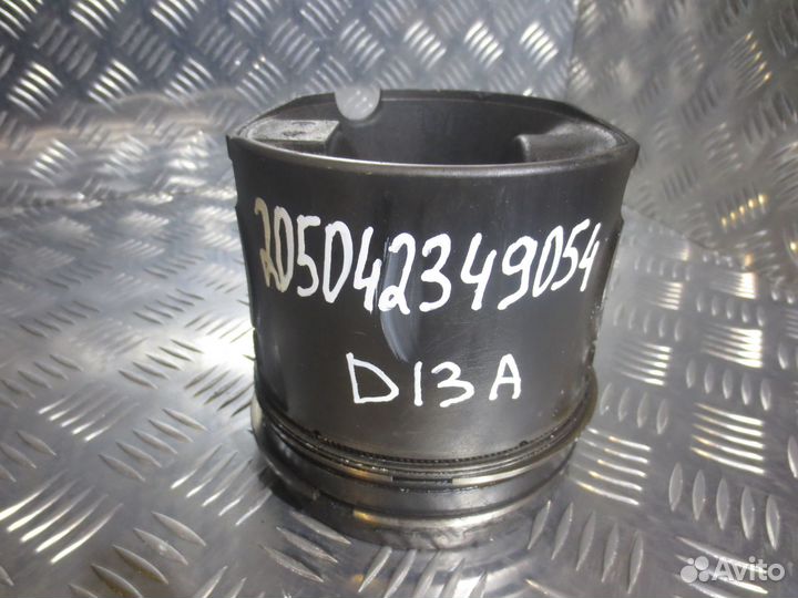 Поршень Volvo 21309212