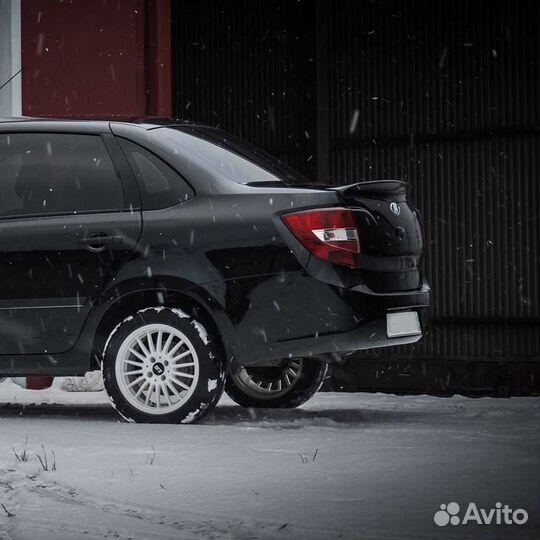 Спойлер Duck tail для Лада Гранта Седан