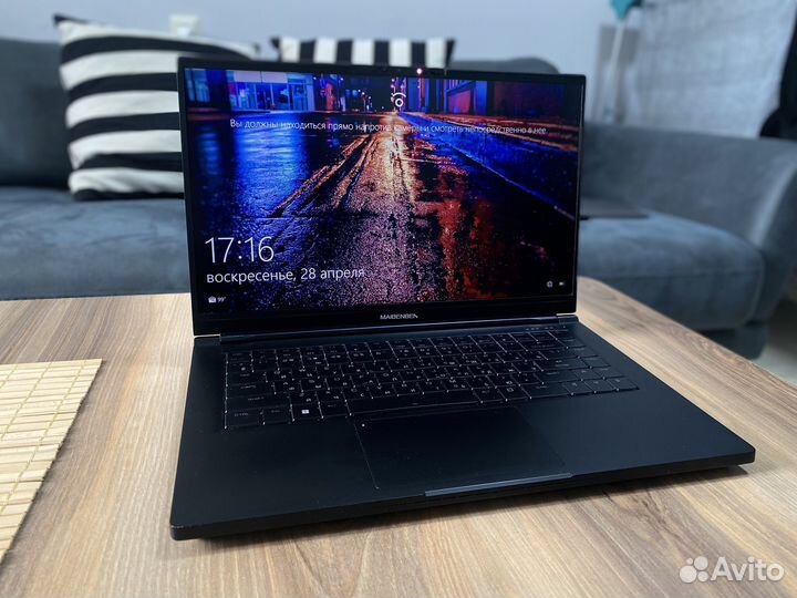 Maibenben x568