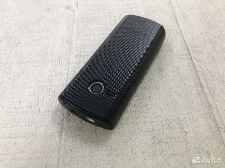 Samsung E2232