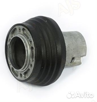 Спортивный руль momo