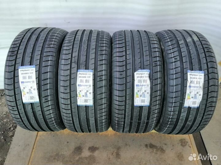 Triangle EffeXSport TH202 285/45 R19 111Y