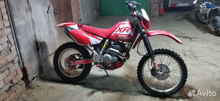 Продаю Хонду XR 250