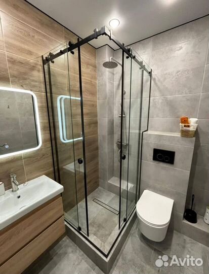 Душевая кабина из стекла