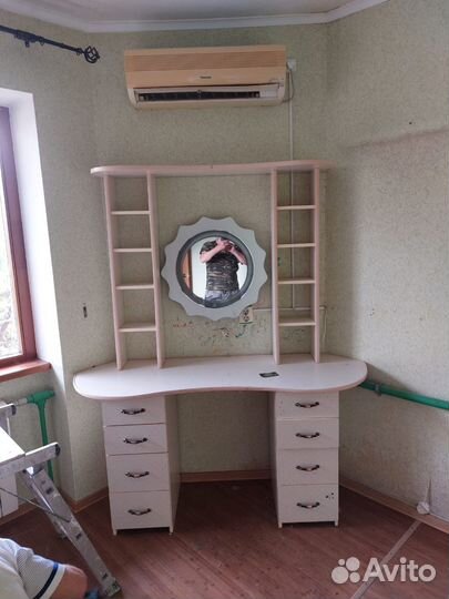 Компьютерный стол