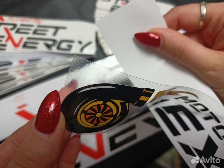 Изготовление наклеек на автомобили