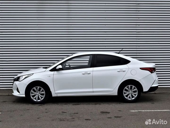 Hyundai Solaris 1.6 AT, 2021, 50 000 км